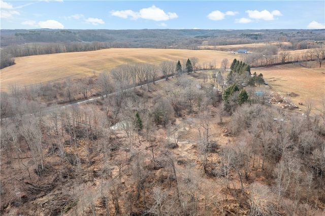 235 Murdocksville Rd, Hanover Twp, PA 15026