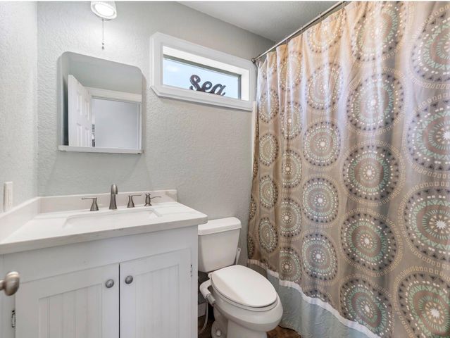 1963 County Road 291, Bay City, TX 77414