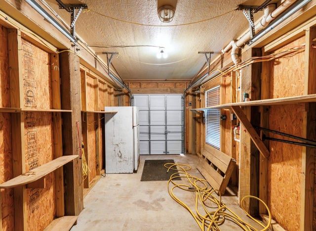 1963 County Road 291, Bay City, TX 77414