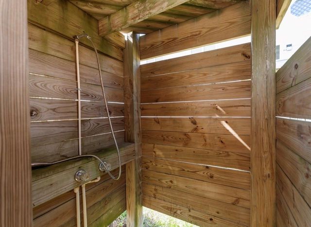 1963 County Road 291, Bay City, TX 77414