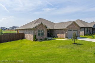 9122 Maysview Lane, Fort Smith, AR 72916