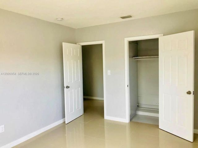 535 NE 68th St Upstairs, Miami, FL 33138