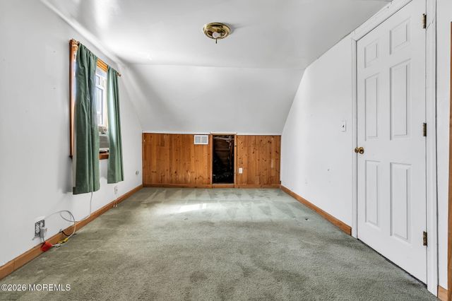 76 Compton Avenue, Hazlet, NJ 07734