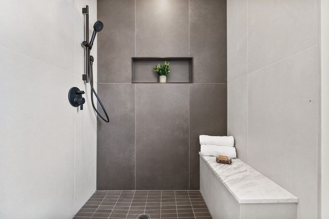 124 Woodruff Ave 124, Medford, MA 02155