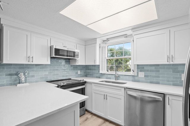 400B 16th Ave. S, North Myrtle Beach, SC 29582