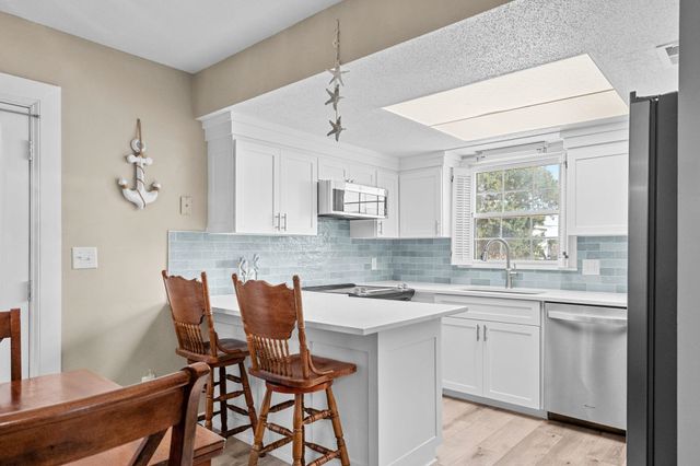 400B 16th Ave. S, North Myrtle Beach, SC 29582