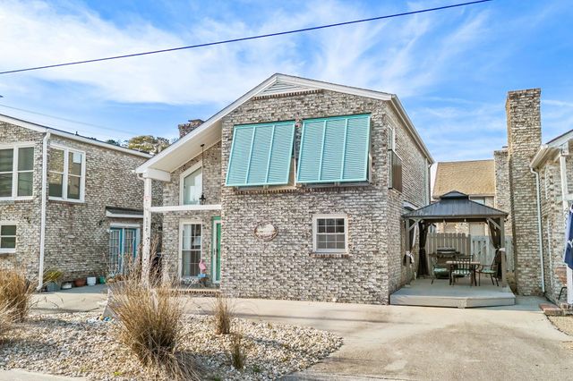 400B 16th Ave. S, North Myrtle Beach, SC 29582