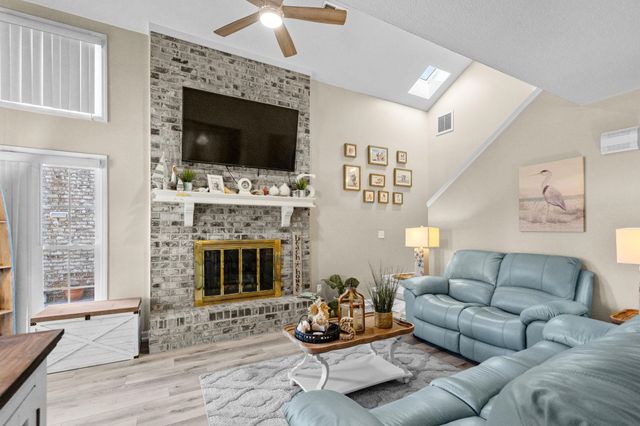 400B 16th Ave. S, North Myrtle Beach, SC 29582