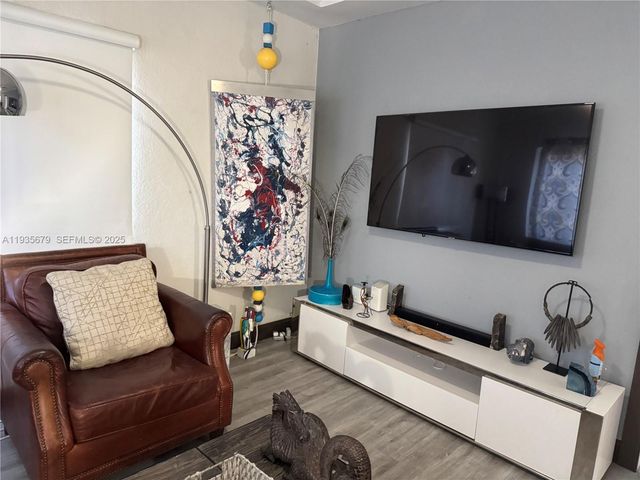 168 NW 53rd St 1, Miami, FL 33127