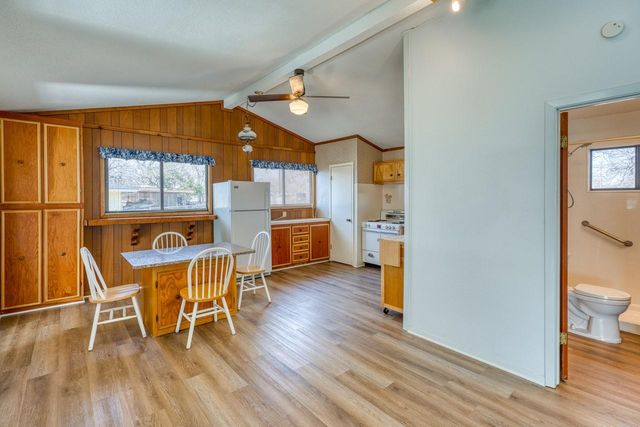 310 N Chaparral, Burnet, TX 78611