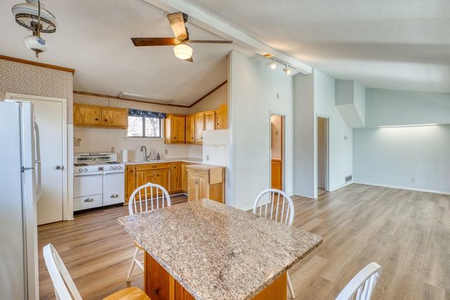 310 N Chaparral, Burnet, TX 78611