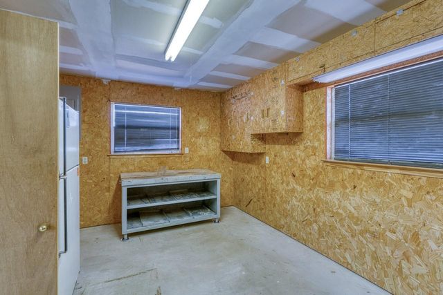 310 N Chaparral, Burnet, TX 78611