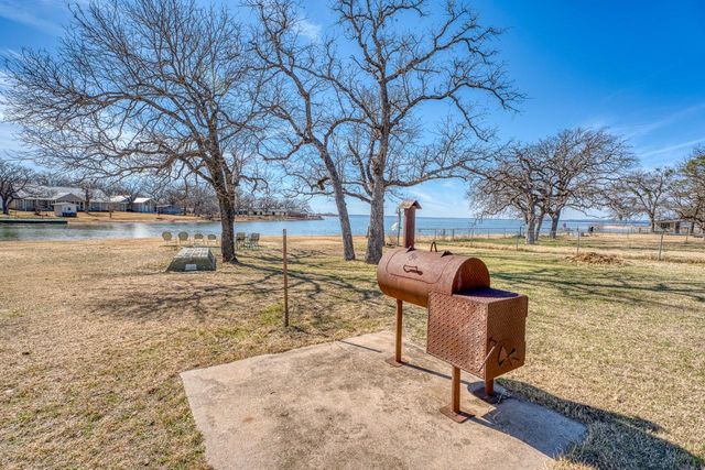 310 N Chaparral, Burnet, TX 78611