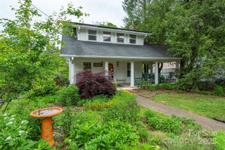 108 Connally Street, Black Mountain, NC 28711