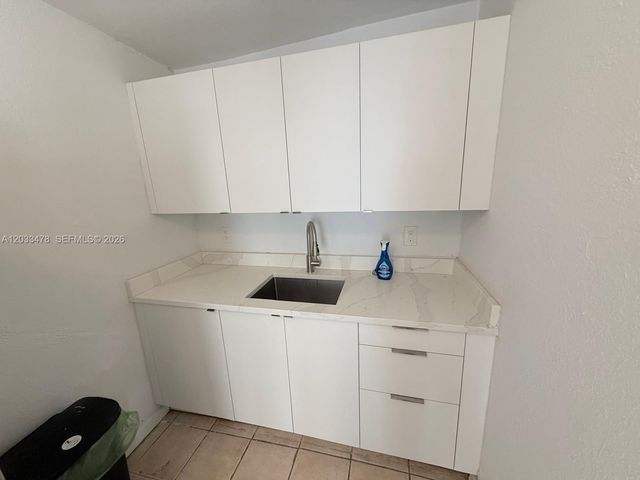 1612 Harrison Street 5, Hollywood, FL 33020