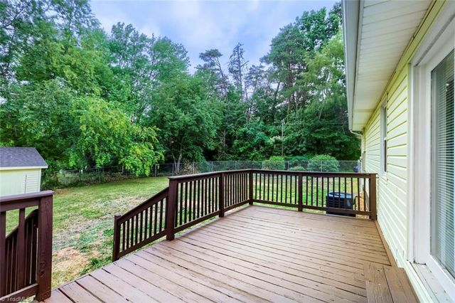 5037 Selena Street, Winston-salem, NC 27106