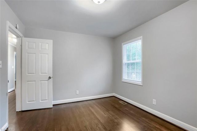 5037 Selena Street, Winston-salem, NC 27106