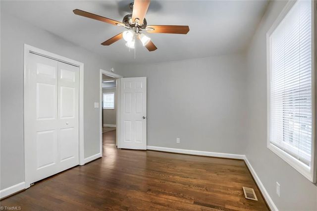 5037 Selena Street, Winston-salem, NC 27106