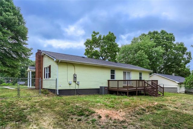 5037 Selena Street, Winston-salem, NC 27106