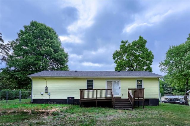 5037 Selena Street, Winston-salem, NC 27106