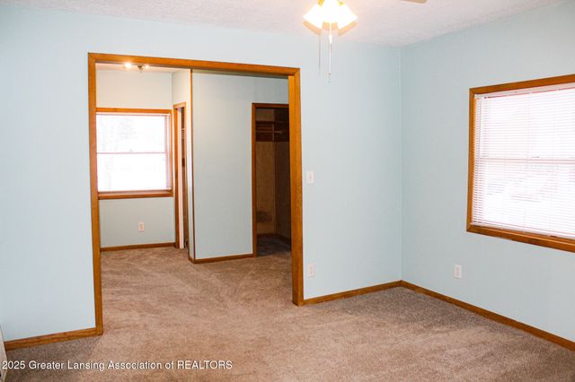 208 Dutton Street, Eaton Rapids, MI 48827