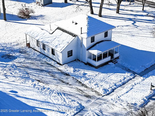 208 Dutton Street, Eaton Rapids, MI 48827
