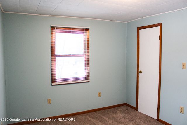 208 Dutton Street, Eaton Rapids, MI 48827