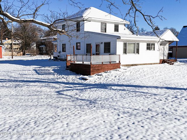 208 Dutton Street, Eaton Rapids, MI 48827