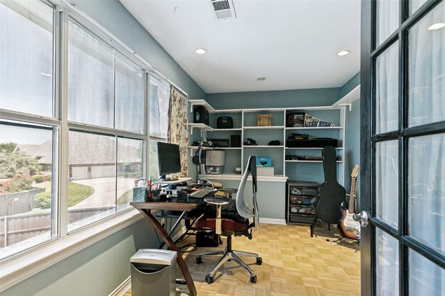 1702 Bluffview Lane, Carrollton, TX 75007