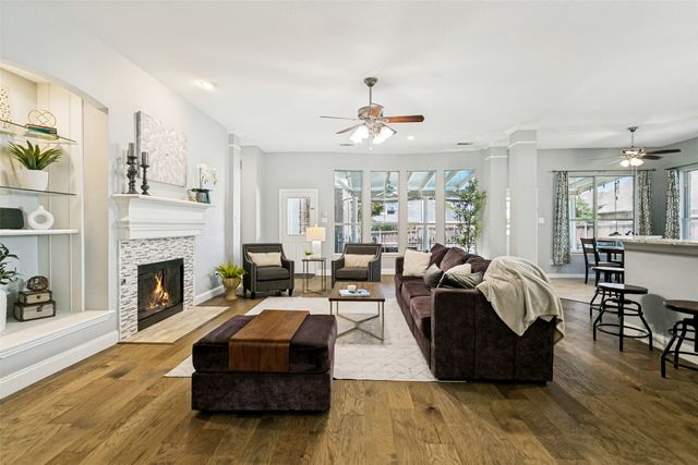 1702 Bluffview Lane, Carrollton, TX 75007