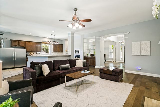 1702 Bluffview Lane, Carrollton, TX 75007