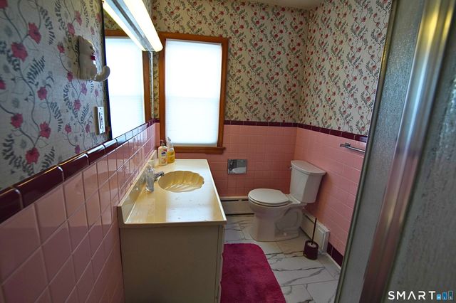 30 Day Spring Avenue, Hamden, CT 06518