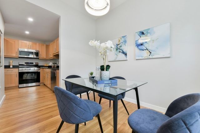 30 Lowell Sreet 30, Cambridge, MA 02138