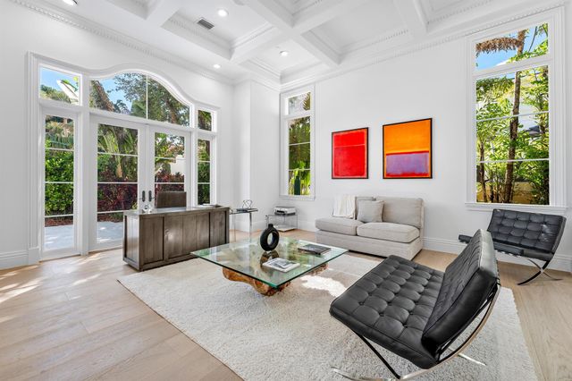 155 SE Spanish Trail, Boca Raton, FL 33432