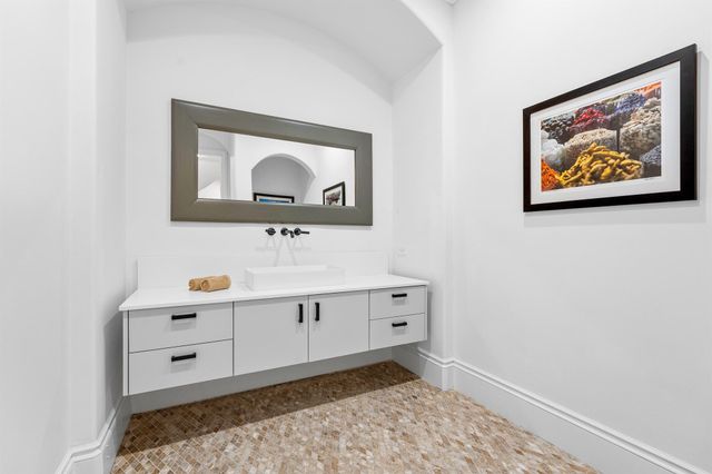 155 SE Spanish Trail, Boca Raton, FL 33432