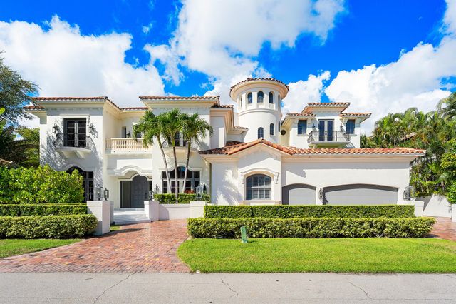 155 SE Spanish Trail, Boca Raton, FL 33432