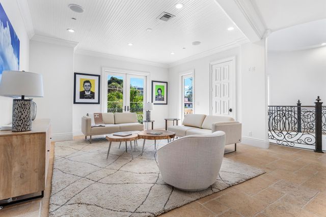 155 SE Spanish Trail, Boca Raton, FL 33432