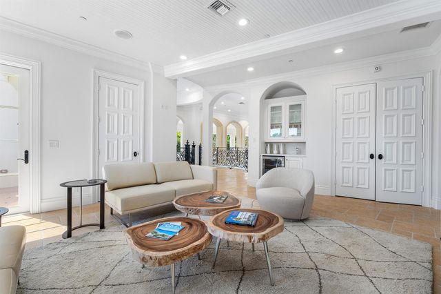 155 SE Spanish Trail, Boca Raton, FL 33432