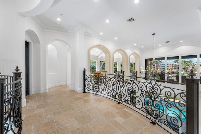 155 SE Spanish Trail, Boca Raton, FL 33432