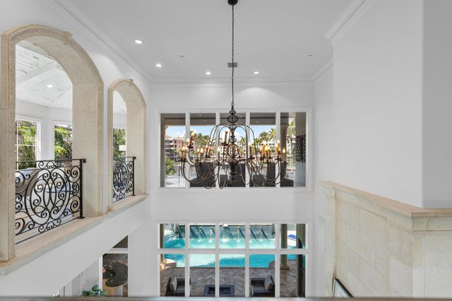 155 SE Spanish Trail, Boca Raton, FL 33432