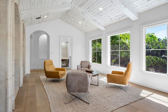 155 SE Spanish Trail, Boca Raton, FL 33432