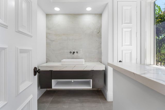 155 SE Spanish Trail, Boca Raton, FL 33432