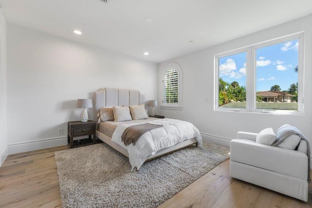 155 SE Spanish Trail, Boca Raton, FL 33432