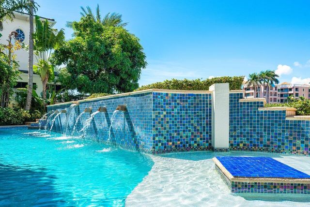 155 SE Spanish Trail, Boca Raton, FL 33432