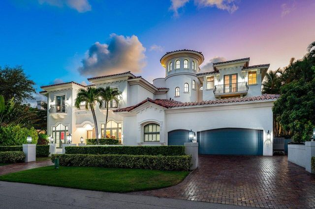 155 SE Spanish Trail, Boca Raton, FL 33432