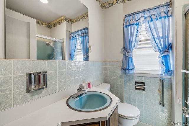 2311 Walnut Avenue, Niagara Falls, NY 14301