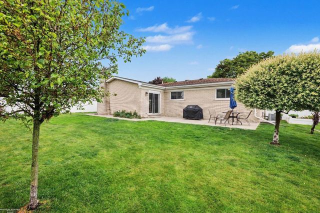 35357 Bobcean Road, Clinton Township, MI 48035