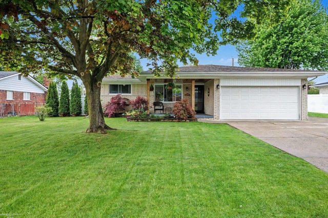 35357 Bobcean Road, Clinton Township, MI 48035