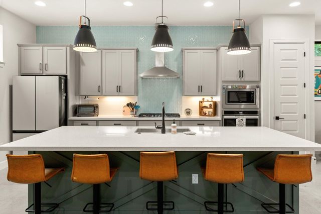 1214 Deloney ST, Austin, TX 78721