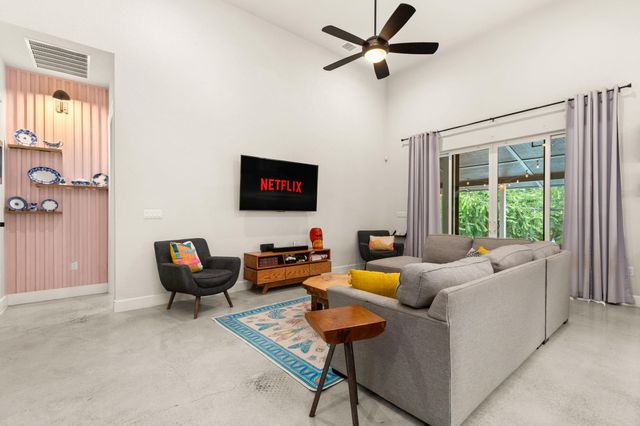 1214 Deloney ST, Austin, TX 78721
